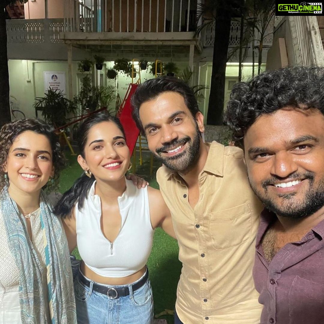 Ruhani Sharma Instagram - When Neha meets Neha & Vikram ❤️ Sending love and luck to the entire team of HIT for the grand release tomorrow. Saikoooooooooooo congratulations mama big big day for you… go make us proud…😘😘❤️ @saileshkolanu @rajkummar_rao @sanyamalhotra_ #hitthefirstcase