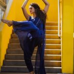 Rukmini Vijayakumar Instagram – Had such a lovely week in london, teaching the @theraadhakalpamethod in the LAS intensive. It’s a process – being a teacher – and each year I’m getting better at it. 😊

This photo series is from an unplanned meet up with @soozanapvan and @iconique_dreams 

Thank you both for a lovely morning! 

You’ll all be seeing a lot more from that morning 😊

Photo @soozanapvan 

#london #dancer #bharatanatyam #indiandancer #indiandance #classicaldance #londondance