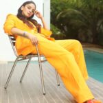 Saba Qamar Zaman Instagram - 💛🧡 📸 @waqar_ahmed_butt