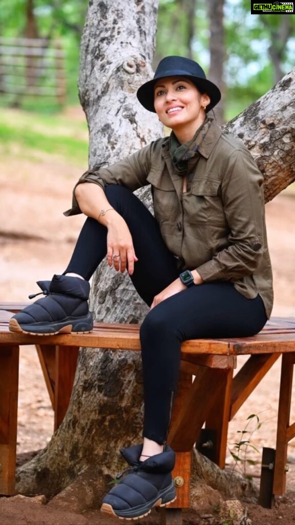Sadha Instagram - For the love of this music! 🧡 PC @manas.bsg #instagood #reelsinstagram #reelitfeelit #sadaa #sadaasgreenlife