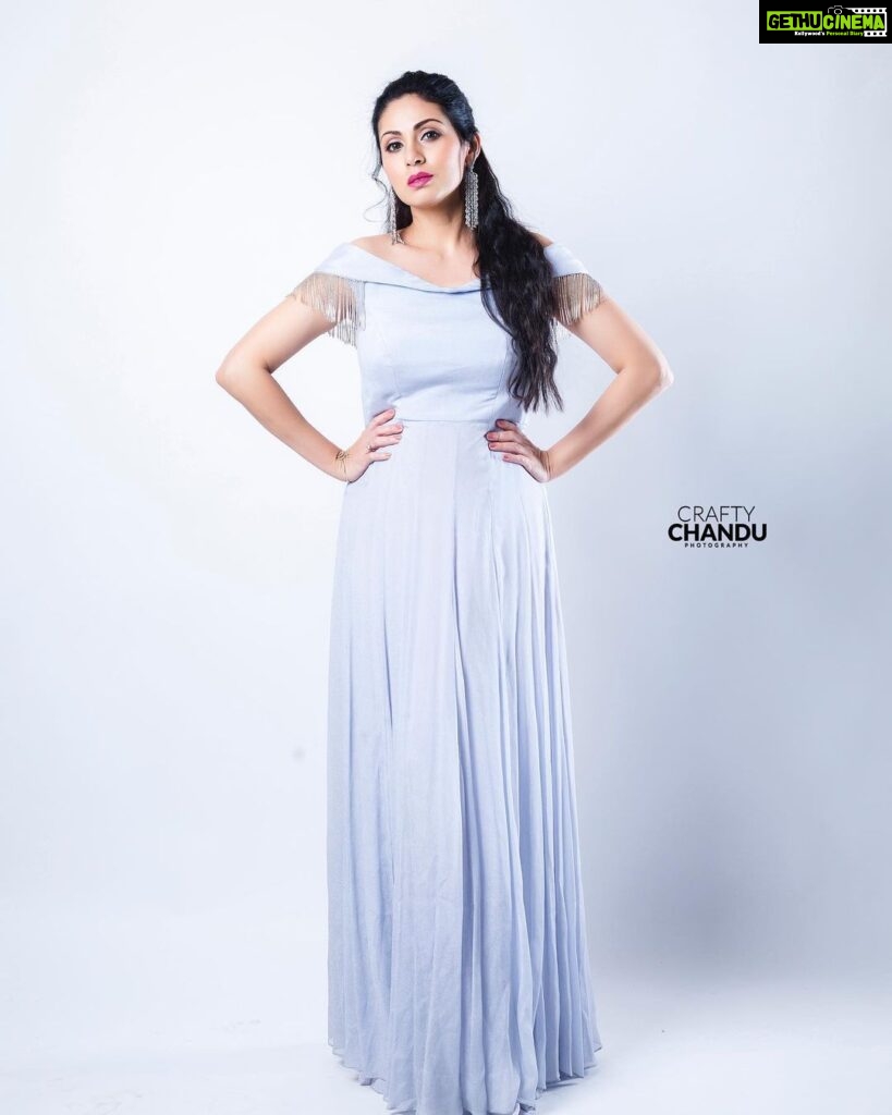 Sadha Instagram - 💎💎💎 📷 @crafty_chandu Stylist - @sravyalavidi Outfit - @archithanarayanamofficial Jewellery- @kushalsfashionjewellery #sadaa #photoshoot