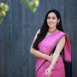 Sadha Instagram - There’s always a reason to smile.. Go find it! 💗💗💗 📷 @junnuphotography__ #sadaa #sadaasgreenlife #saree #instagood #smile #peace