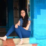Sadha Instagram - The art of camouflaging! 😀 📷 by @manas.bsg 🤍 #village #indianvillage #mondayblues #mylife #traveler #sadaa #sadaasgreenlife Madhya Pradesh