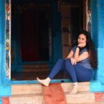 Sadha Instagram - The art of camouflaging! 😀 📷 by @manas.bsg 🤍 #village #indianvillage #mondayblues #mylife #traveler #sadaa #sadaasgreenlife Madhya Pradesh