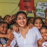 Sadha Instagram - My way of celebrating Eid! 🤍🤍🤍 Spreading Love, Joy & Kindness! And mostly importantly spreading the Word of Compassion! 🕊🕊🕊 @animalsaveindia @mumbaianimalsave @plantbasedtreaty @thesavemovement #eid #veganeid #vegan #ethicalvegan #veganlife #vegansofmumbai #mumbaivegan #vegansofindia #indianvegan #veganforlife #veganforanimals #animalrights #animalrightsactivist #animallover #veganbiryani #compassion #kindness #plantbasedtreaty Mumbai, Maharashtra