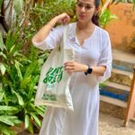 Sadha Instagram - Eat Plants Plant Trees! 💚@plantbasedtreaty @thesavemovement @mumbaianimalsave @animalsaveindia @earthlings.cafe #plantbasedtreaty #veganlife #ethicalvegan #vegansofig #vegans #vegansofinstagram #vegansofindia #indianvegan #vegansofmumbai #mumbaivegan #compassion #animalrights #compassion #crueltyfree #dairyfree #meatfree #veganforlife #earthlings #earthlingscafe #vegancafe Earthlings Cafe