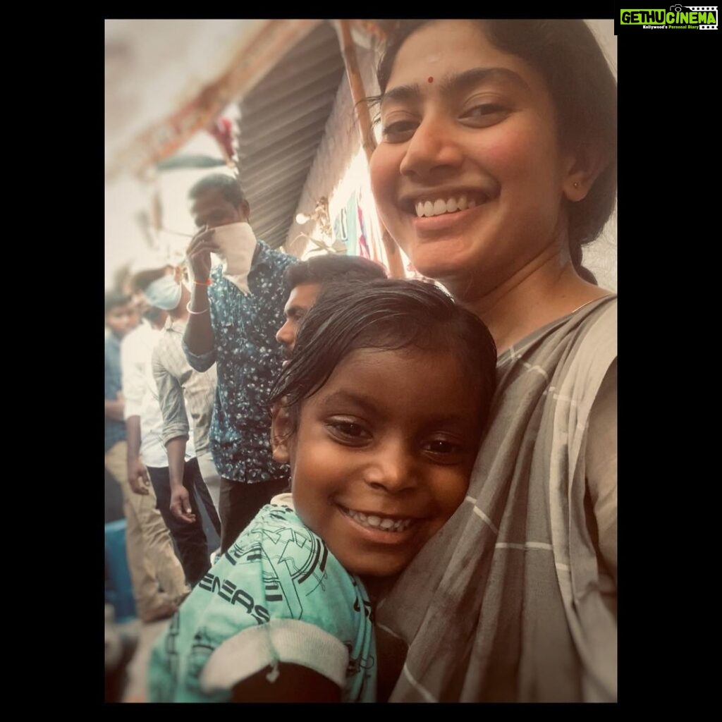 Sai Pallavi Instagram - Their smiles define innocence and purity ♥️ #Gargi #ShotwiththeseMuffins #Naughtylilbunch