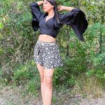 Sakshi Agarwal Instagram - Hats, class and a lil Sass🔥 . #cowgirl #texasgirl #texaslife #usadiaries #nature #countrylife #holidayinspo . @shaso_accessories Houston, Texas