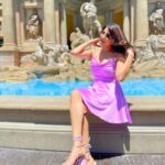 Sakshi Agarwal Instagram – My excuse is , I look pretty whatever I wear🤷‍♀️💖
.
Twirling around the Venetian, Trevi Fountain and the casino🔥
.
#trevifountain #venetian #vegas #lasvegas #usatravel #holidayinspo #vegasstrip #sakshiagarwal #purple #satindress #dsw #gandolaride 
.
@venetianvegas @bellagio @dsw @macys @vegas Las Vegas, Nevada