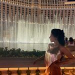 Sakshi Agarwal Instagram – When you shine brighter than the brightest city🌟✨
.
#vegas #vegasbaby #usa🇺🇸 #travelgram #holidayinspo @bellagio @venetianvegas #bellagio #vegasnightlife #bellagiofountain #goldsequindress Bellagio Las Vegas