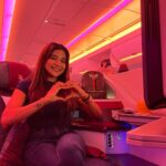 Sakshi Agarwal Instagram - Chenaaaaaaai- yennode ooru it is❤️ . Missed u soooooo much:) coming bak to you🥰🥰🥰 . Excited to be back💖 . @qatarairways Boston Logan International Airport