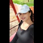 Sanam Shetty Instagram - Sunny side up ⛱️ #happyweekend