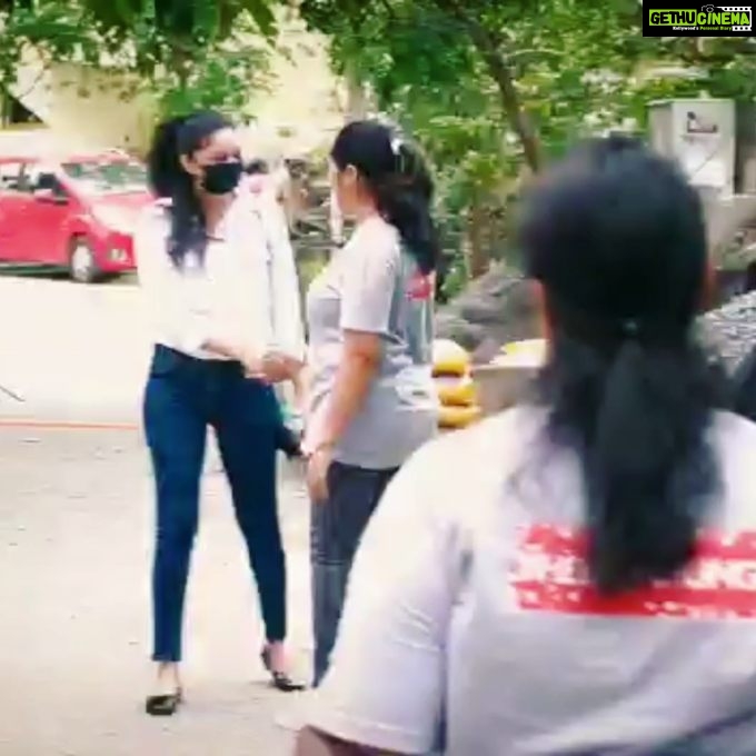 Sanam Shetty Instagram - True measure of success is the number of people you have helped and the hearts you have touched. @helponhunger completes two successful years of caring and feeding 2.5 lakh souls. I'm honoured to have been a small part of this journey from the first distribution. Keep up the great service Team #Helponhunger π I request all of you my dear friends to contribute just Rs.35/- for the cause. Let's help to end hunger. DM @helponhunger page for donations. #2ndanniversary #supportthecause #endhunger
