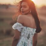 Sanchana Natarajan Instagram - 'Cause I got the wind in my hair And a gleam in my eyes 🌜 @bharanikumar_