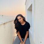 Sanchana Natarajan Instagram – Sunday sunset 🌅