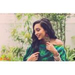 Sanchana Natarajan Instagram - Laughing out loud 😁 Shot by @swathy.sekaran For @house_ofjhumkas Mua @kabooki_mua