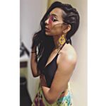 Sanchana Natarajan Instagram – Retro vibes for the day 😎
Styling- @prajanyaanand