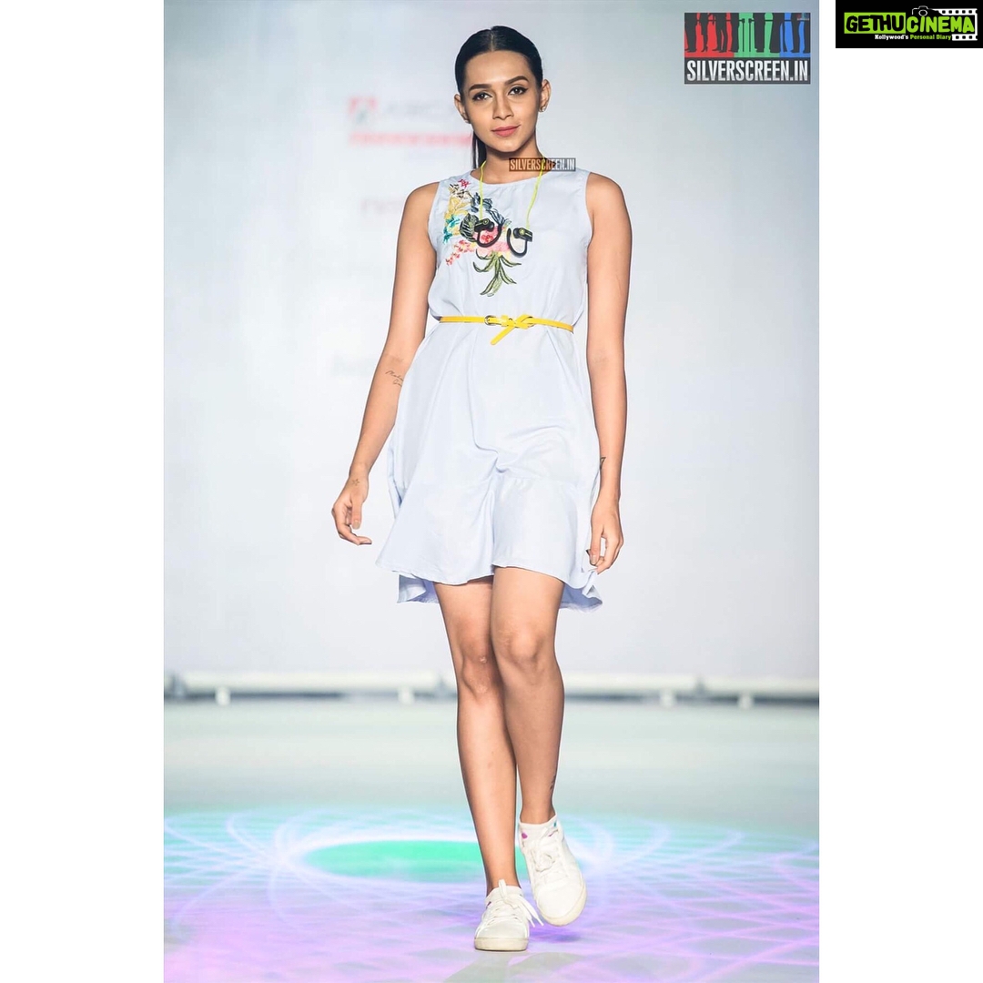 Sanchana Natarajan Instagram - MCFW4 For @arcadio_lifestyle Choregrapher- @priya_manikandan Stylist- @prajanyaanand Dress- MJ @mehndi_jashnani