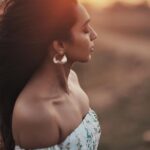 Sanchana Natarajan Instagram - 'Cause I got the wind in my hair And a gleam in my eyes 🌜 @bharanikumar_