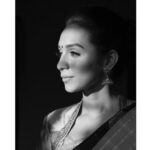Sanchana Natarajan Instagram - B/w to the rescue ☑️ P.c @avabhay