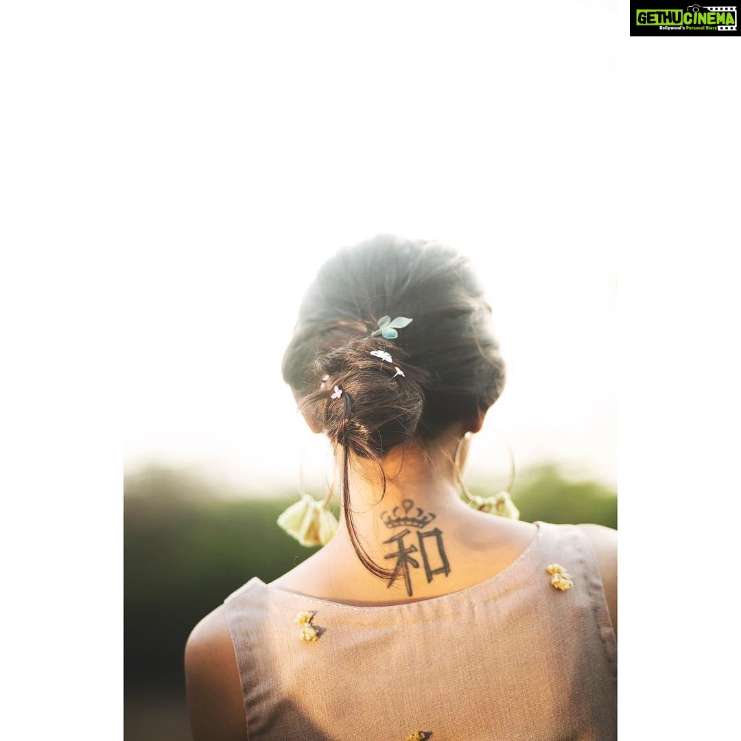 Sanchana Natarajan Instagram - Details 🍂🦋 P.c @pooogramster