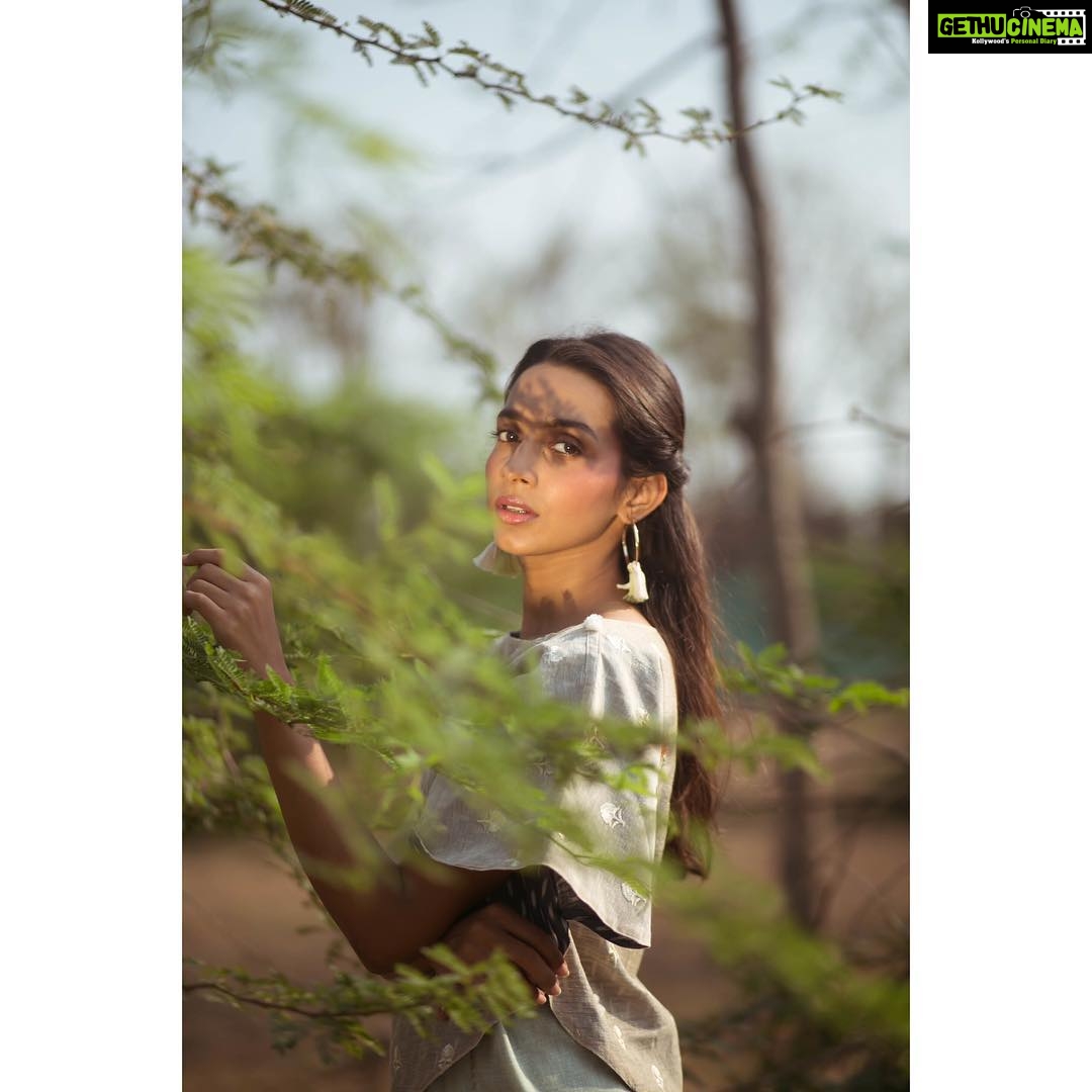 Sanchana Natarajan Instagram - Always learn to choose what you see ✨ P.c @pooogramster 🍯💛