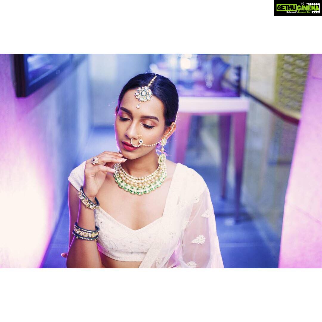 Sanchana Natarajan Instagram - Royally beautiful πΈπ»π #forkioraamorez Wearing @sharannyaa
