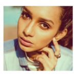 Sanchana Natarajan Instagram - Was Struggling so hard to open my eyes, when the sun was koluthifying 🤦🏻‍♀️ P.c - @pooogramster 🍯💛