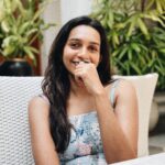 Sanchana Natarajan Instagram – Taught my friend how to take nice photos and now she won’t stop🤓
@shwetagai 
#nocomplaintsonlythanks