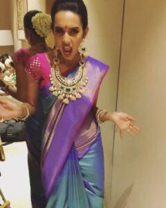 Sanchana Natarajan Instagram - Do not let ur clothes define you 🤣 #pattusareeandkittumaami 😝
