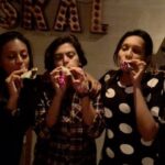Sanchana Natarajan Instagram - @shwetpriya_ happy birthday kundhani 😂❤️ #thenadhaswaramvidhvans🤣#purinjavanpistah 😂 #kuttypeepeevidhvansmaybe 🤡