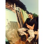 Sanchana Natarajan Instagram - What i did yesterday apart from entertaining dogs (hoomans of my kind) 🐶⭐️ Styling - @windy_1497 @malinikarthikeyan 👗