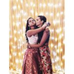 Sanchana Natarajan Instagram - And then we realised love is sweeter when u share it with a kiss 😂💩#socheesy #twinning #literally #est2009