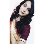 Sanchana Natarajan Instagram - How much ever makeup u put on ,them eyes only want what they want and when i was clicking this picture all that my eyes wanted was "to sleep"! #takingweirdanglepictures #aremything 🤓