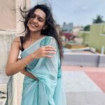 Sanchana Natarajan Instagram - Breezy but ain’t easy.