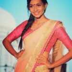 Sanchana Natarajan Instagram - The kudumba kuthu velaku look 💡🔆😂 P.c vithun😊