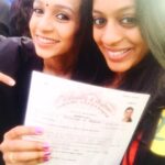 Sanchana Natarajan Instagram – So much happiness! #foreverdonewithmop 🙏🙈 #graduation #withthebeauty #gujali 💃👭