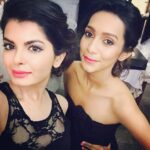 Sanchana Natarajan Instagram - The sweetest ☺️💕 #backstagemadness #preshowselfies
