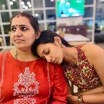 Sanchana Natarajan Instagram - Big on irritating each other but also big on love ❤️ #inhouseentertainment 🥰