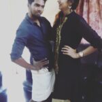 Sanchana Natarajan Instagram – When bae tries to pose like a model 😹 #allvneedisapersontomakeuslaugh #happiness #bestfriendsforlife☺️ #lategram #diwali2015 🌟