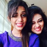 Sanchana Natarajan Instagram - Cuz u never fail to make me ismileee 😁 #loosecase #girlfriends #entertainer #hypermaterial