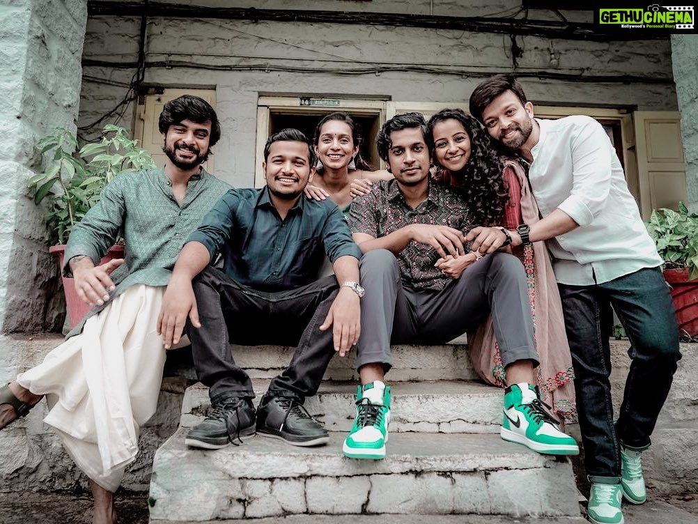 Sanchana Natarajan Instagram - This was taken on my first day of shoot for #DearFriend and I cannot believe it’s already release day😍. Thank you team for giving me memories i can cherish for a lifetime. Go watch our story in theaters from today❤️ big love from us to you🥹❤️