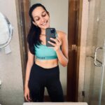 Sanchana Natarajan Instagram - Now let’s see how long this lasts🦧 #worksoutonceinabluemoon #andactslikeabodybuilder #toomuchisay 🌝