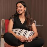 Sanchana Natarajan Instagram - #DearFriend ❤️ in theatres from june 10th my dear friends 😘 📷- @vishnu.sankar
