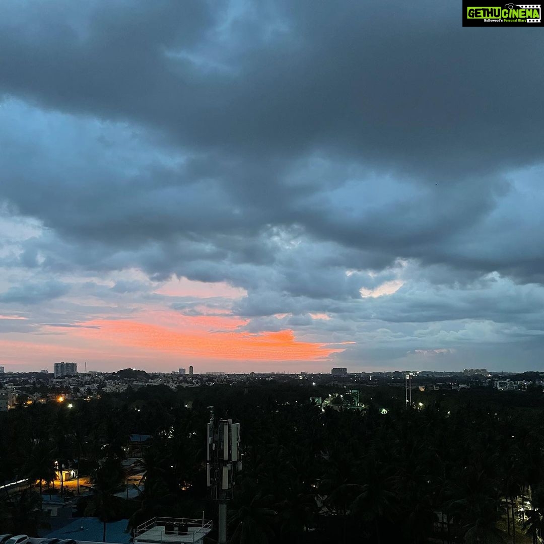 Sanchana Natarajan Instagram - 🧡 #sunsetstories #bangaloredays