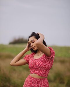 Sanchana Natarajan Instagram - Like the wind 🍃

@vidhyavijay