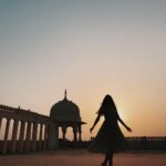 Sanchana Natarajan Instagram – Can we hide, I need you close
Can we pause this moment, keep it open
Close dance alone..❤️

📷- @manieesha_sambandam