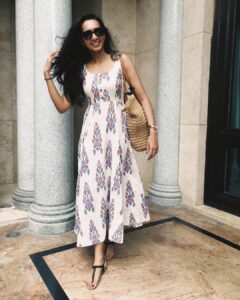 Sanchana Natarajan Instagram - Hair & life both outta control but ain’t nothing new ‘bout that 👍🏻🙂