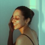 Sanchana Natarajan Instagram – Like sunshine on a cloudy day ☀️ 

– @abi_bi_bu 💛