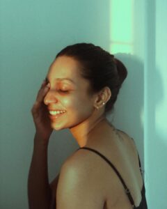 Sanchana Natarajan Instagram - Like sunshine on a cloudy day ☀️ 

- @abi_bi_bu 💛